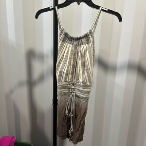 Pinstripe gimmicks tank